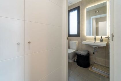 7f85c7066e345ae4626714791a40e673 - 18