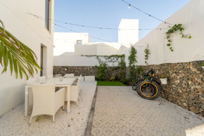 7f85c7066e345ae4626714791a40e673 - 24