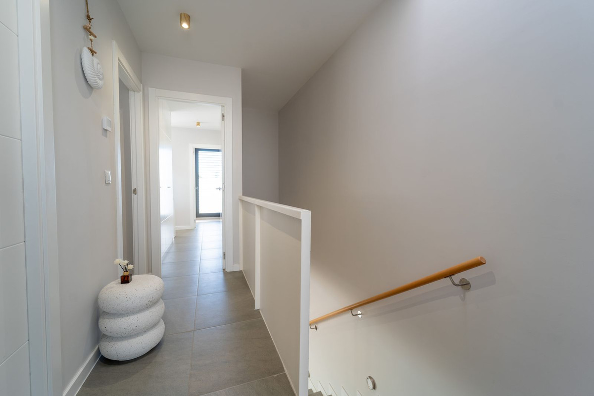 7f85c7066e345ae4626714791a40e673 - 28