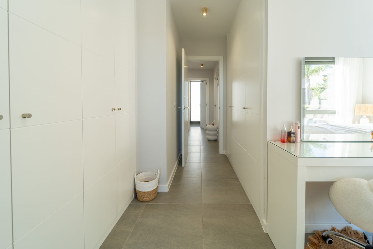 7f85c7066e345ae4626714791a40e673 - 33