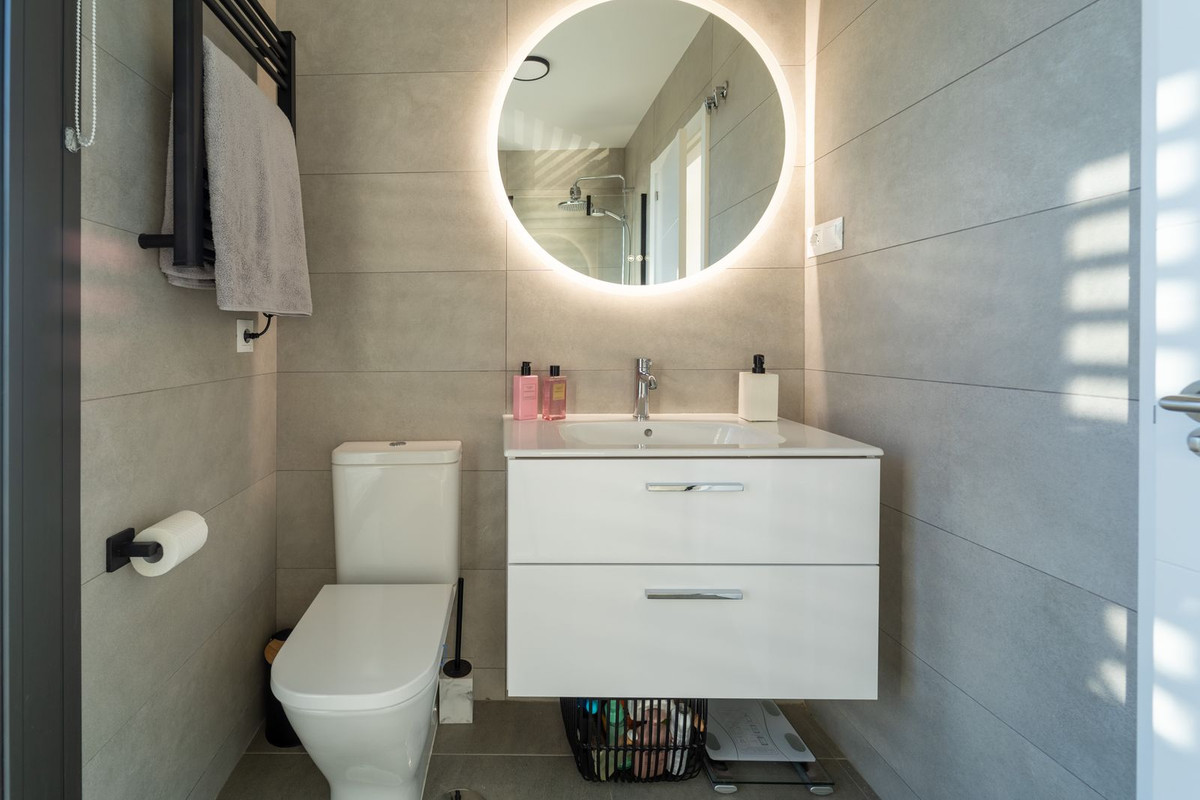 7f85c7066e345ae4626714791a40e673 - 38