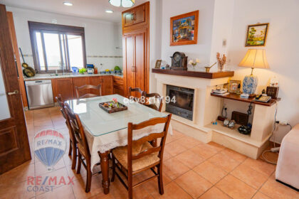 80a7909aca83430f27206b6b33f85818 - 12