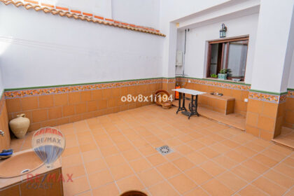 80a7909aca83430f27206b6b33f85818 - 24