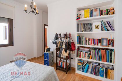 80a7909aca83430f27206b6b33f85818 - 32