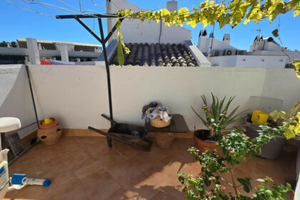 825d4258a5b9f30247e0bbabf480b9a5 - 14