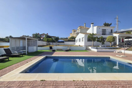 82f0081b785359266fdb77e8f0f0de2b - 69