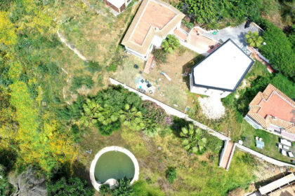 8324c662724458fbdd8298d6af905f57 - 2