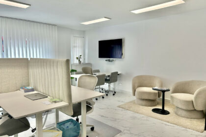 83a6709d6921bc9bbe72729f94ba4383 - 2