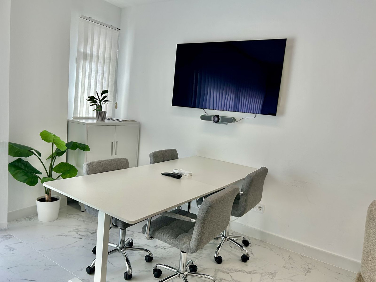 83a6709d6921bc9bbe72729f94ba4383 - 6