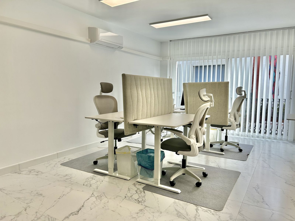 83a6709d6921bc9bbe72729f94ba4383 - 7