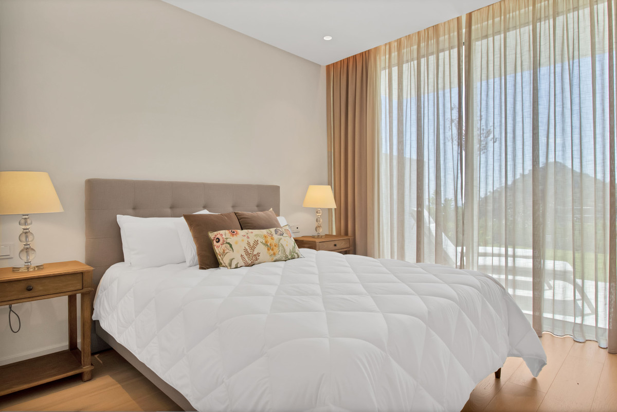 83cb1b2abee8133a4da15afd81403ecc - 21