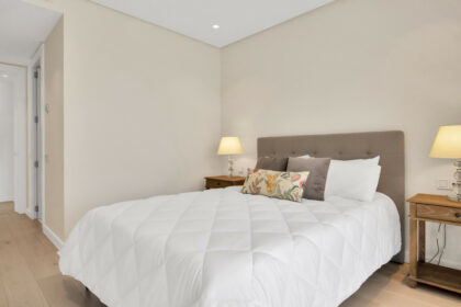 83cb1b2abee8133a4da15afd81403ecc - 22