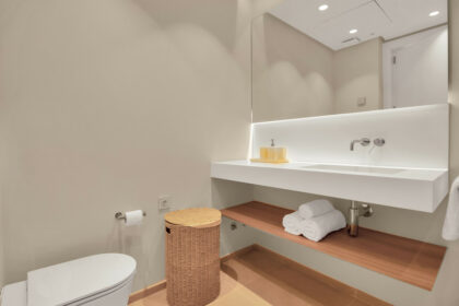 83cb1b2abee8133a4da15afd81403ecc - 25