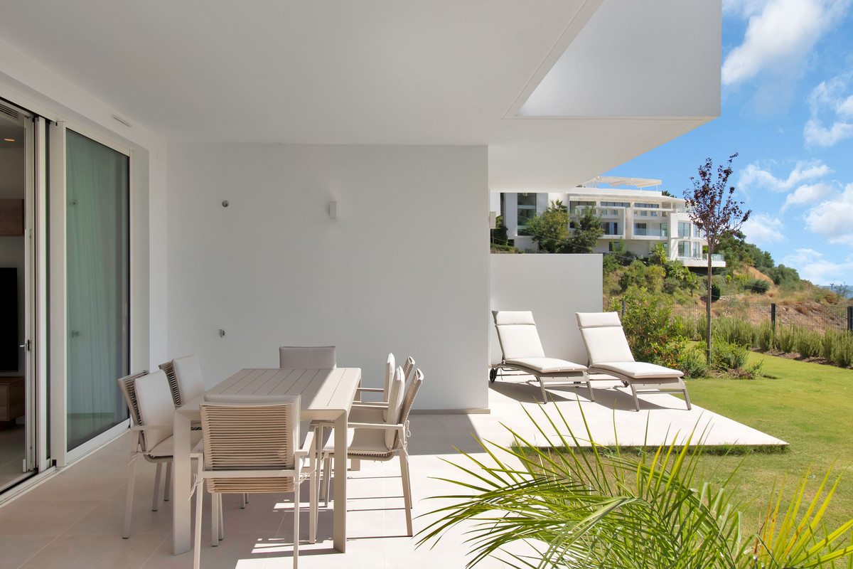 83cb1b2abee8133a4da15afd81403ecc - 29