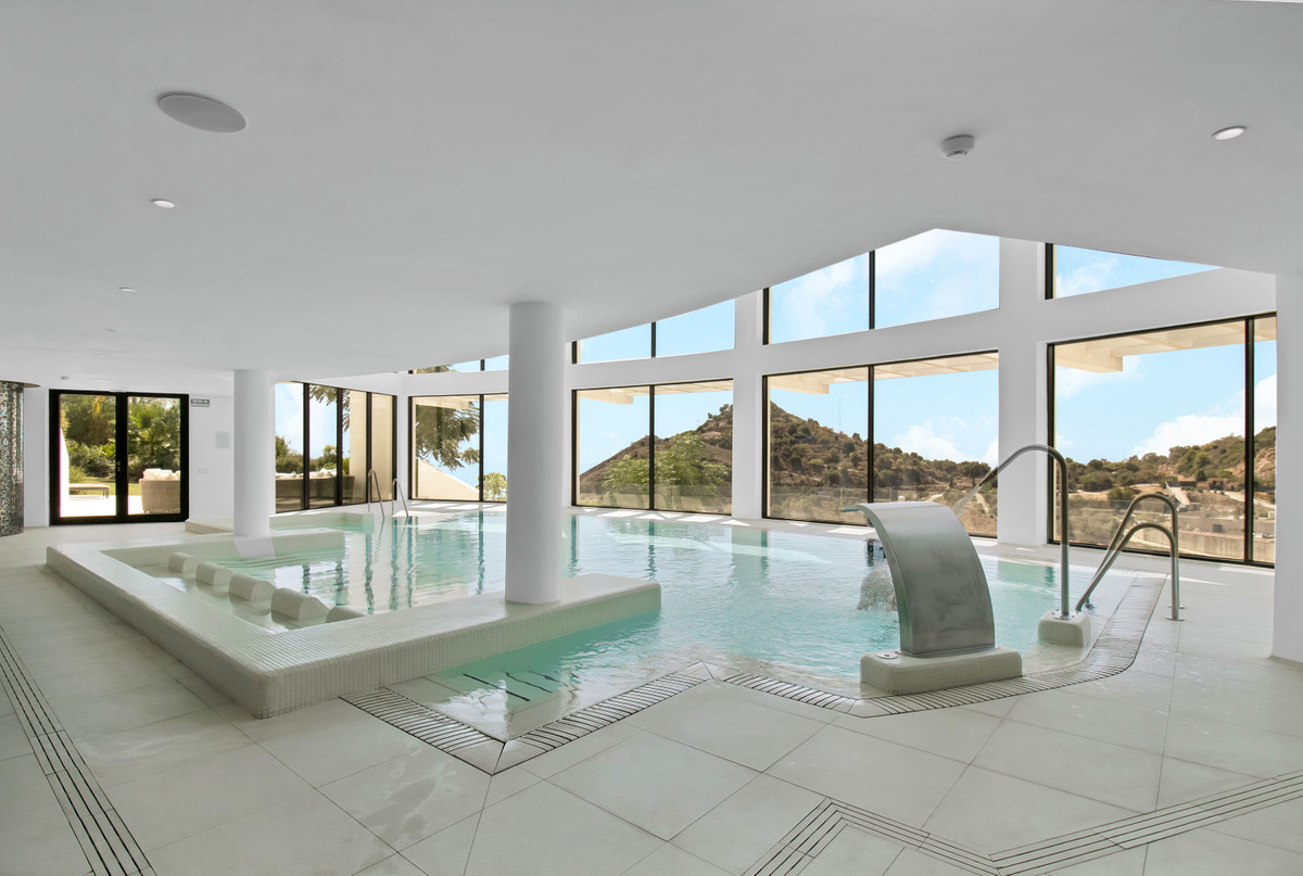 83cb1b2abee8133a4da15afd81403ecc - 34