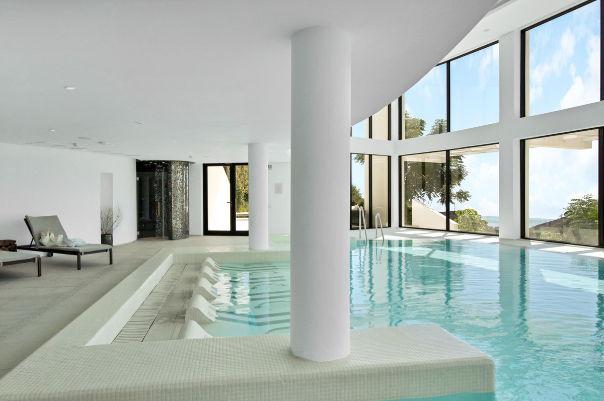 83cb1b2abee8133a4da15afd81403ecc - 36