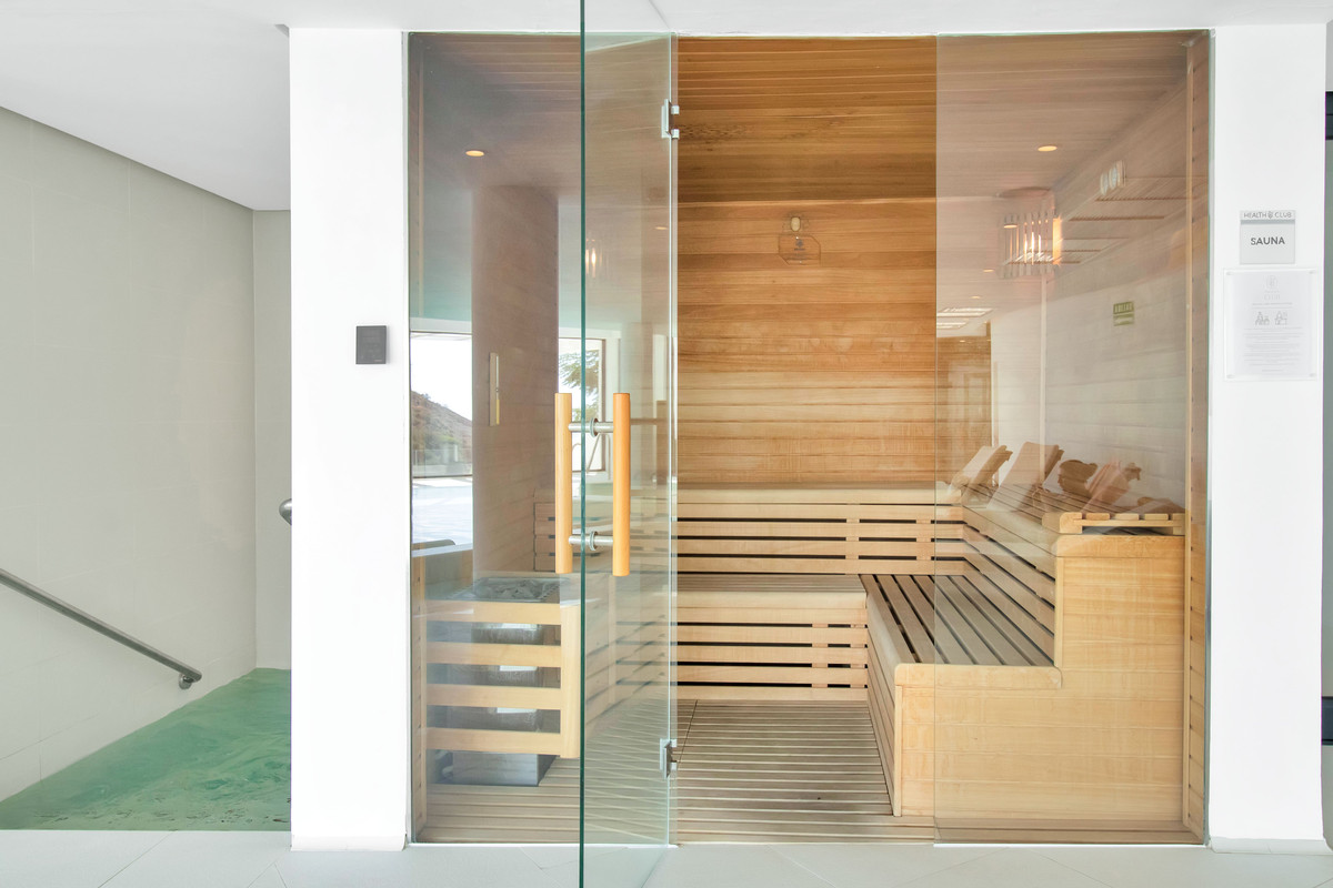 83cb1b2abee8133a4da15afd81403ecc - 37