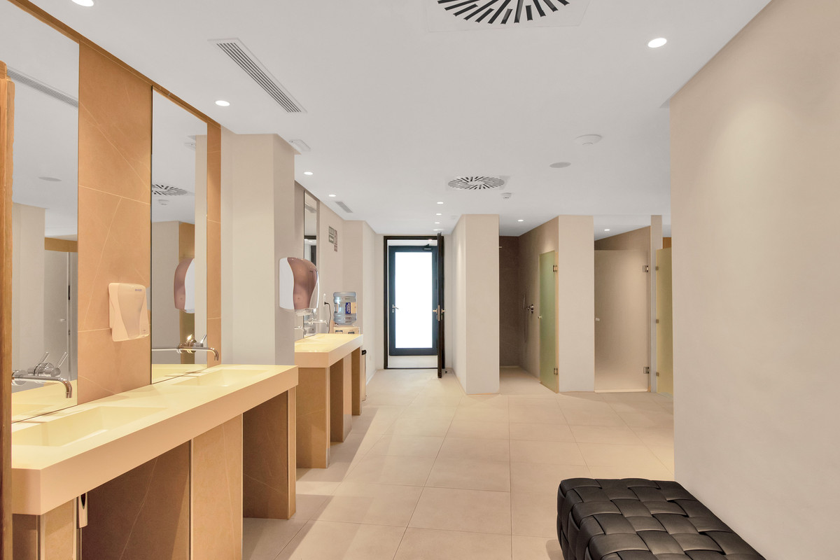 83cb1b2abee8133a4da15afd81403ecc - 39