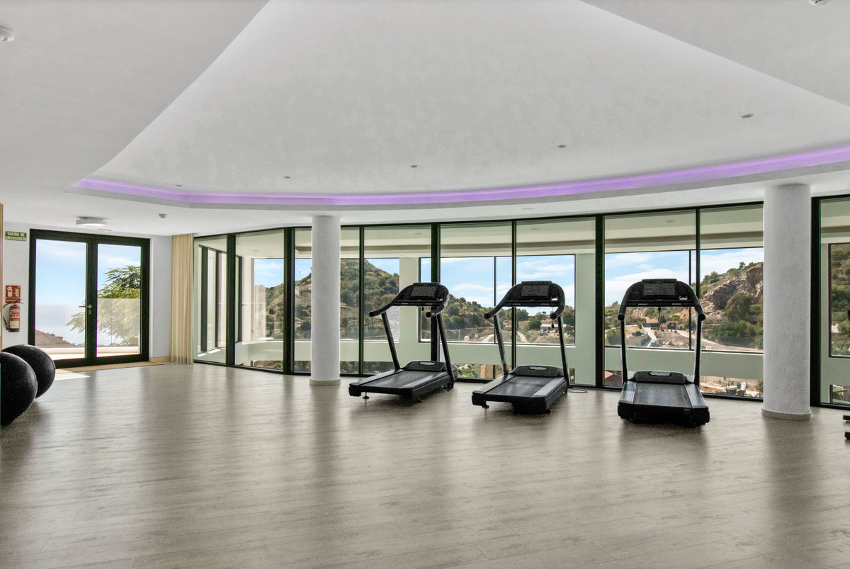 83cb1b2abee8133a4da15afd81403ecc - 44