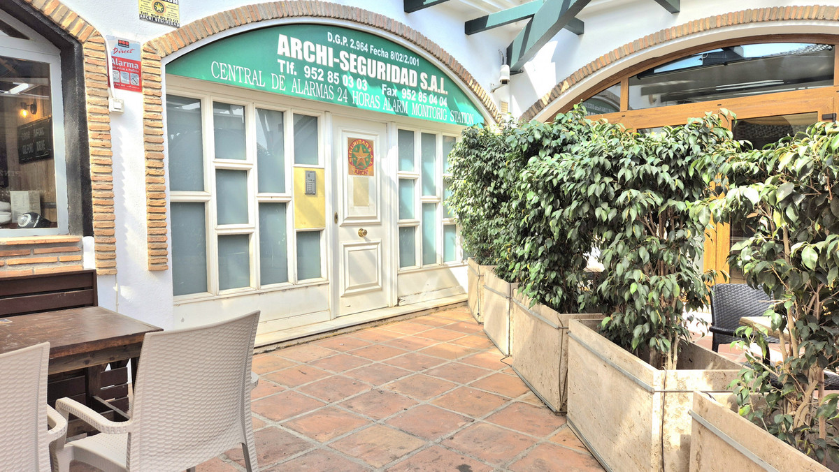 83f535be8e870b8d7d9ebca0e337c7c6 - 1