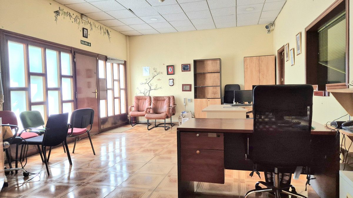 83f535be8e870b8d7d9ebca0e337c7c6 - 2