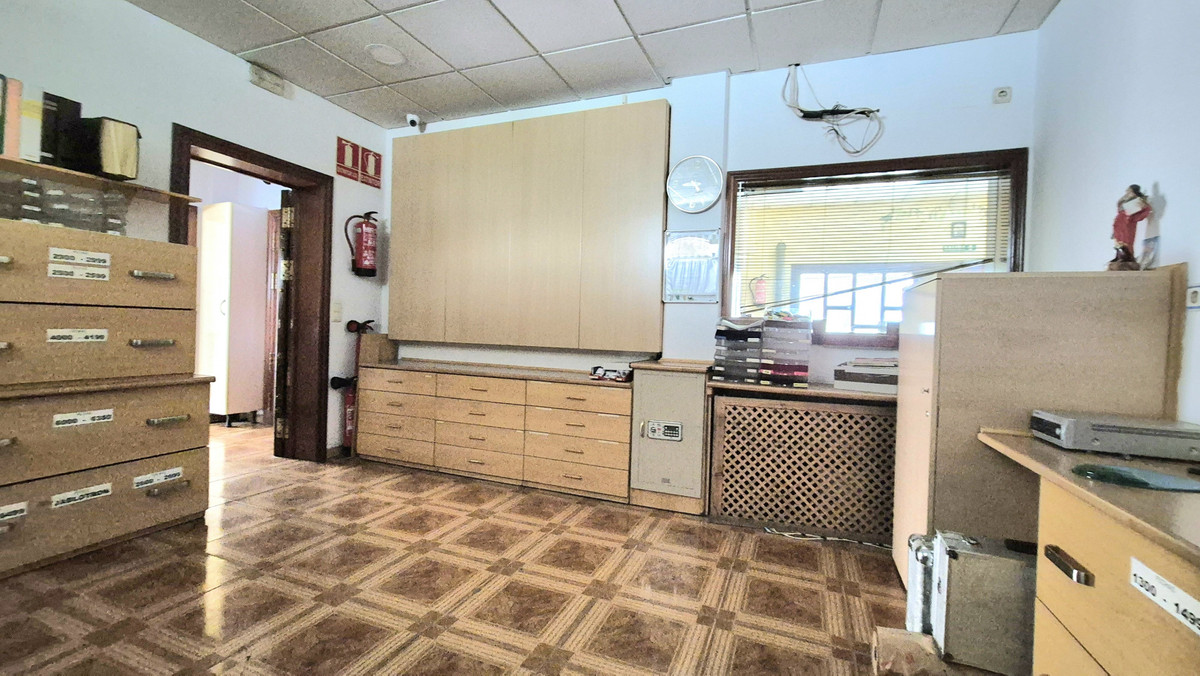 83f535be8e870b8d7d9ebca0e337c7c6 - 20