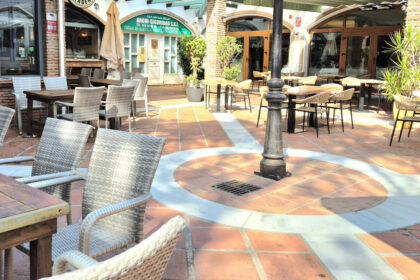 83f535be8e870b8d7d9ebca0e337c7c6 - 27