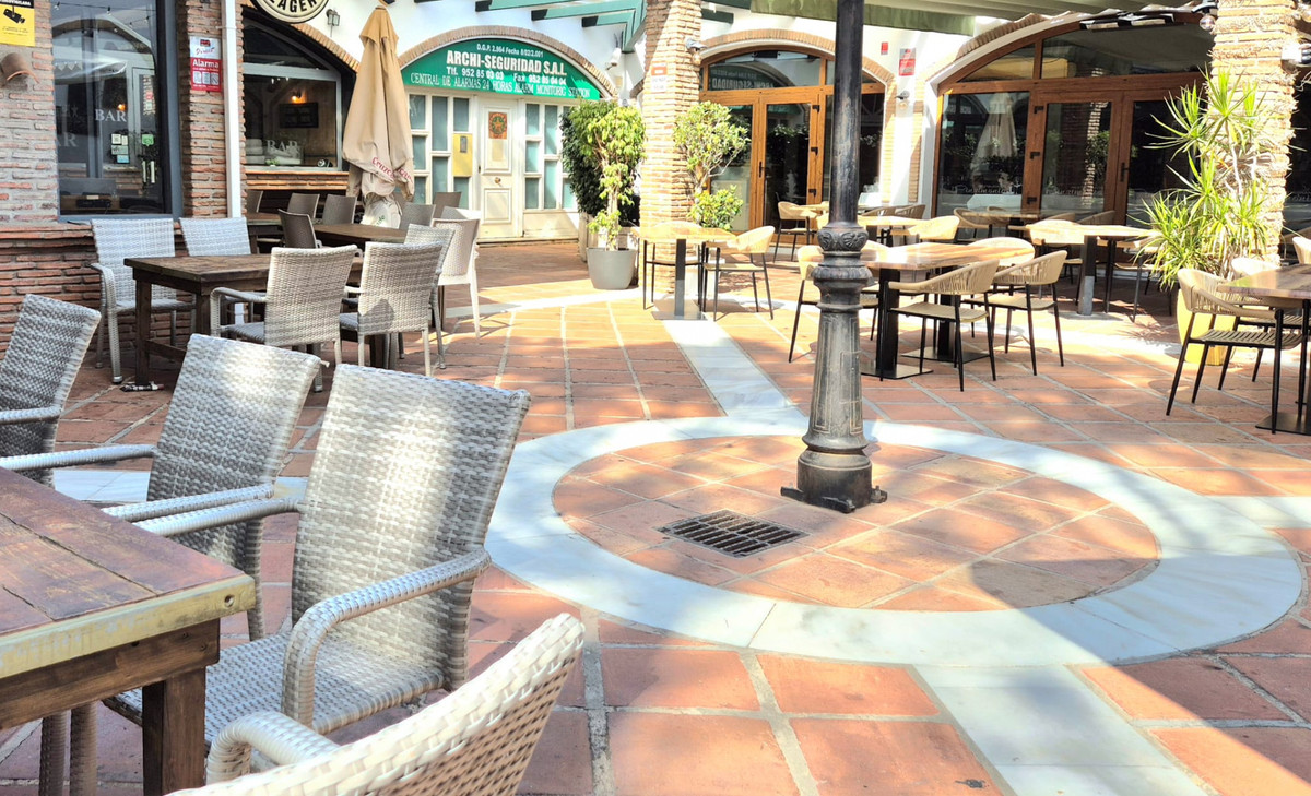 83f535be8e870b8d7d9ebca0e337c7c6 - 27