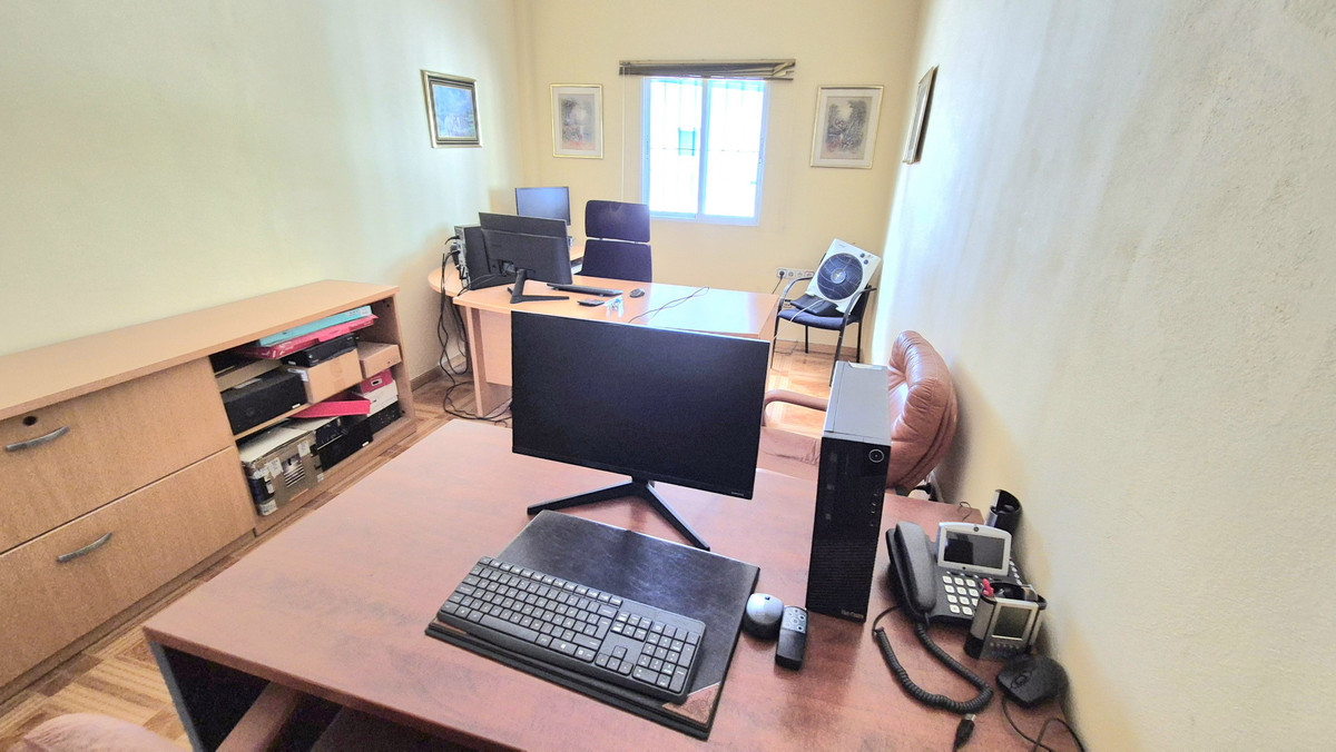 83f535be8e870b8d7d9ebca0e337c7c6 - 9