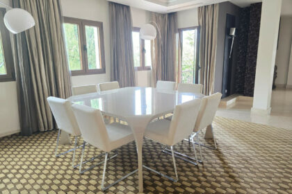 8468fcda58a467bb28e5589b346ff4a4 - 12