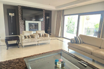 8468fcda58a467bb28e5589b346ff4a4 - 13