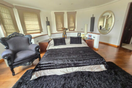 8468fcda58a467bb28e5589b346ff4a4 - 17