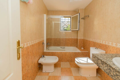 848cc17b9c3c00b78b2b78ebcc29067a - 31