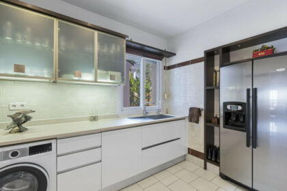 84a34d3f34e2715594b32c1e8720a5e4 - 19