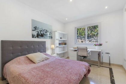 84a34d3f34e2715594b32c1e8720a5e4 - 27