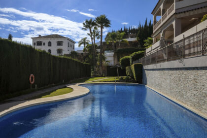 84a34d3f34e2715594b32c1e8720a5e4 - 37