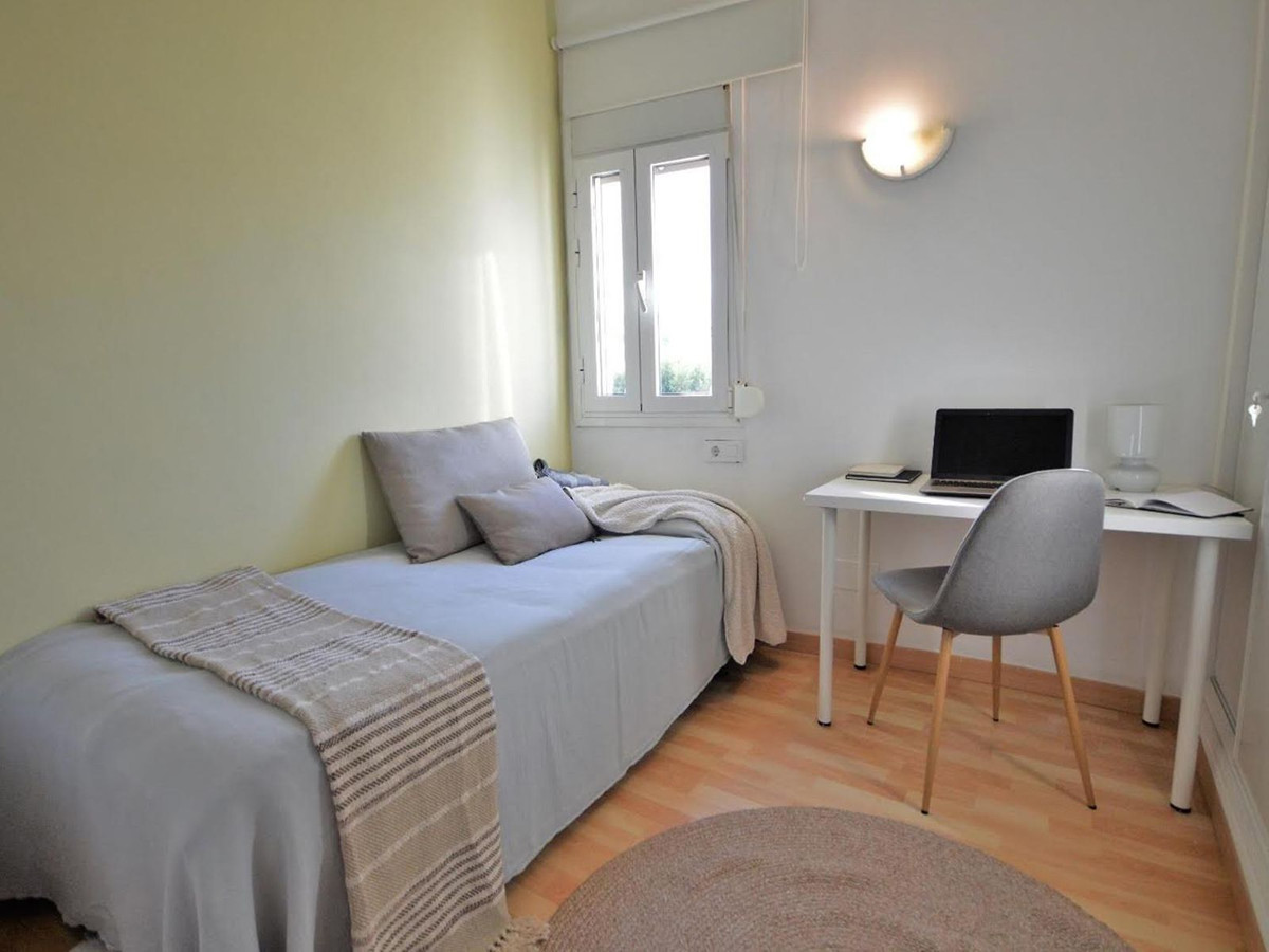 8530407ba5bc676f46f4d443f74d56cc - 11