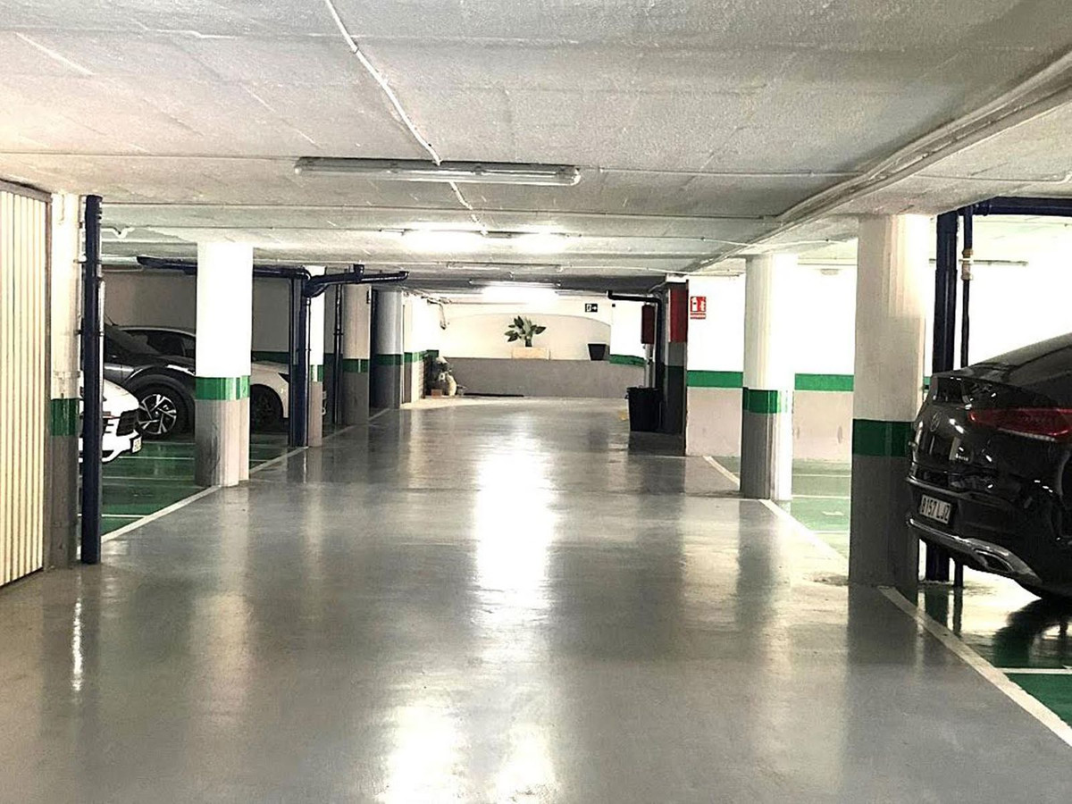 8530407ba5bc676f46f4d443f74d56cc - 17