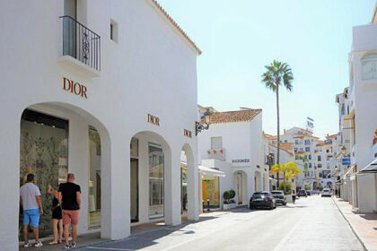 8530407ba5bc676f46f4d443f74d56cc - 21