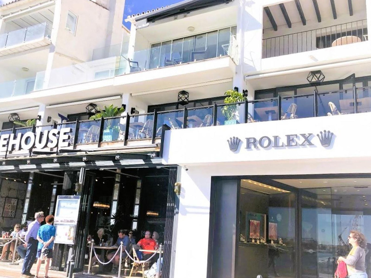 8530407ba5bc676f46f4d443f74d56cc - 22