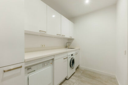 8531aab860962cc860105c3a06a7948e - 21