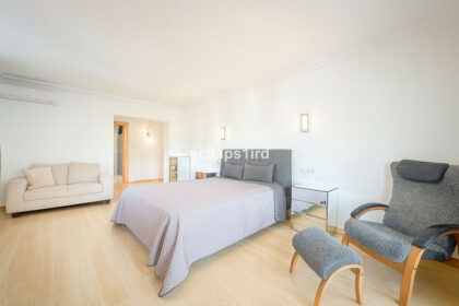 8568cbcae9dd93eb712262c7912d6967 - 32