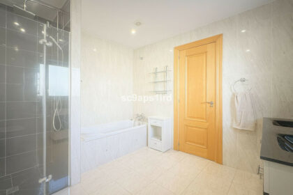 8568cbcae9dd93eb712262c7912d6967 - 34