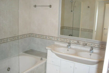 85c072be747090bc15f9c6e5e5b01b59 - 14