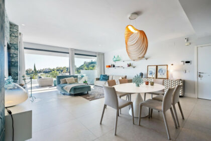 869d607f53dc33594fe5fe81c00d4dd4 - 12