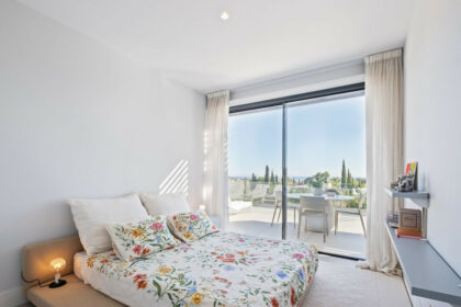 869d607f53dc33594fe5fe81c00d4dd4 - 15