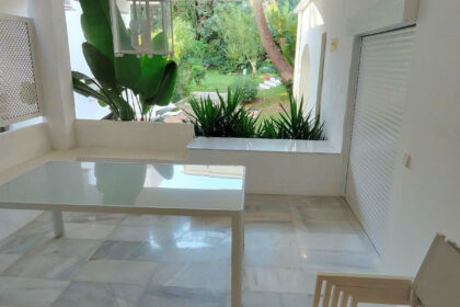 86da8be9567e6ce2e73dfa412f770465 - 15