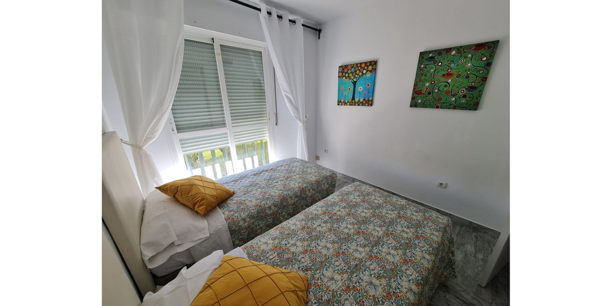 871d5003d1f8b4f9ebd44dfed1a8aa27 - 15