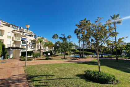 871d5003d1f8b4f9ebd44dfed1a8aa27 - 17