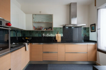 885c95a39c2cc36cca7ede3f2ee5b3a3 - 18